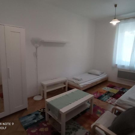 Gizella Apartman エゲル エクステリア 写真