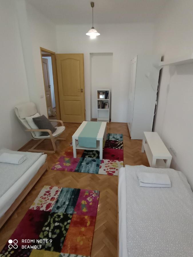 Gizella Apartman エゲル エクステリア 写真