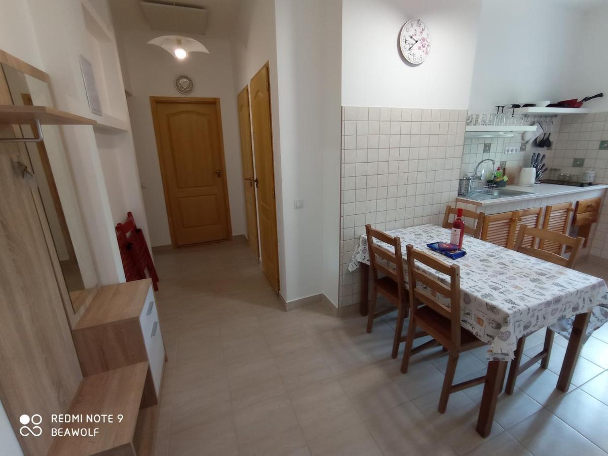 Gizella Apartman エゲル エクステリア 写真